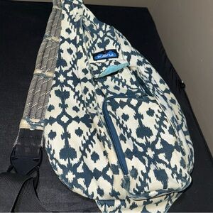 Kavu Blue and White Crossbody Unisex Bag